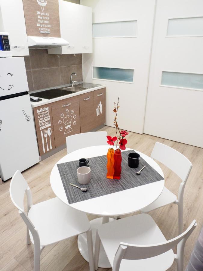 Plebiscito Home Holidays Neapel Exteriör bild